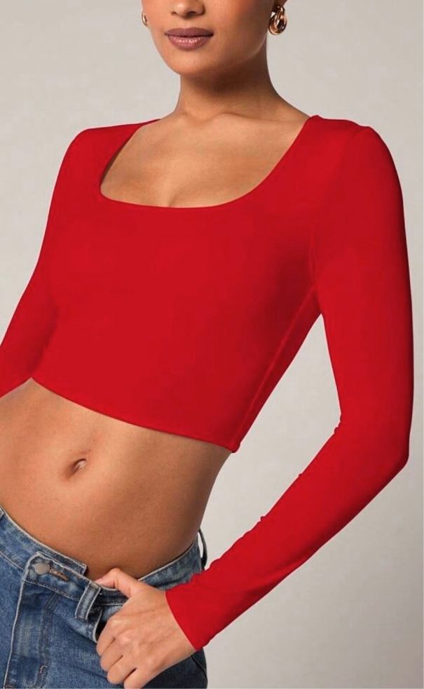 Crop Top Manga Larga Cuello Cuadrado