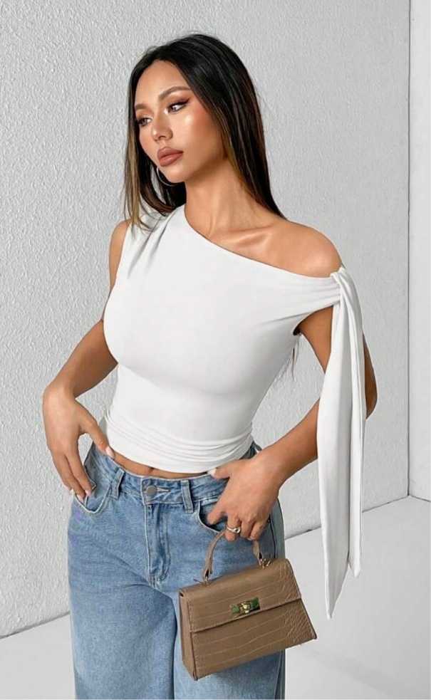 Blusa Nudo 1 Manga