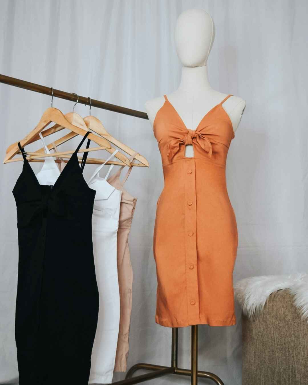 Vestido Nudo Botones