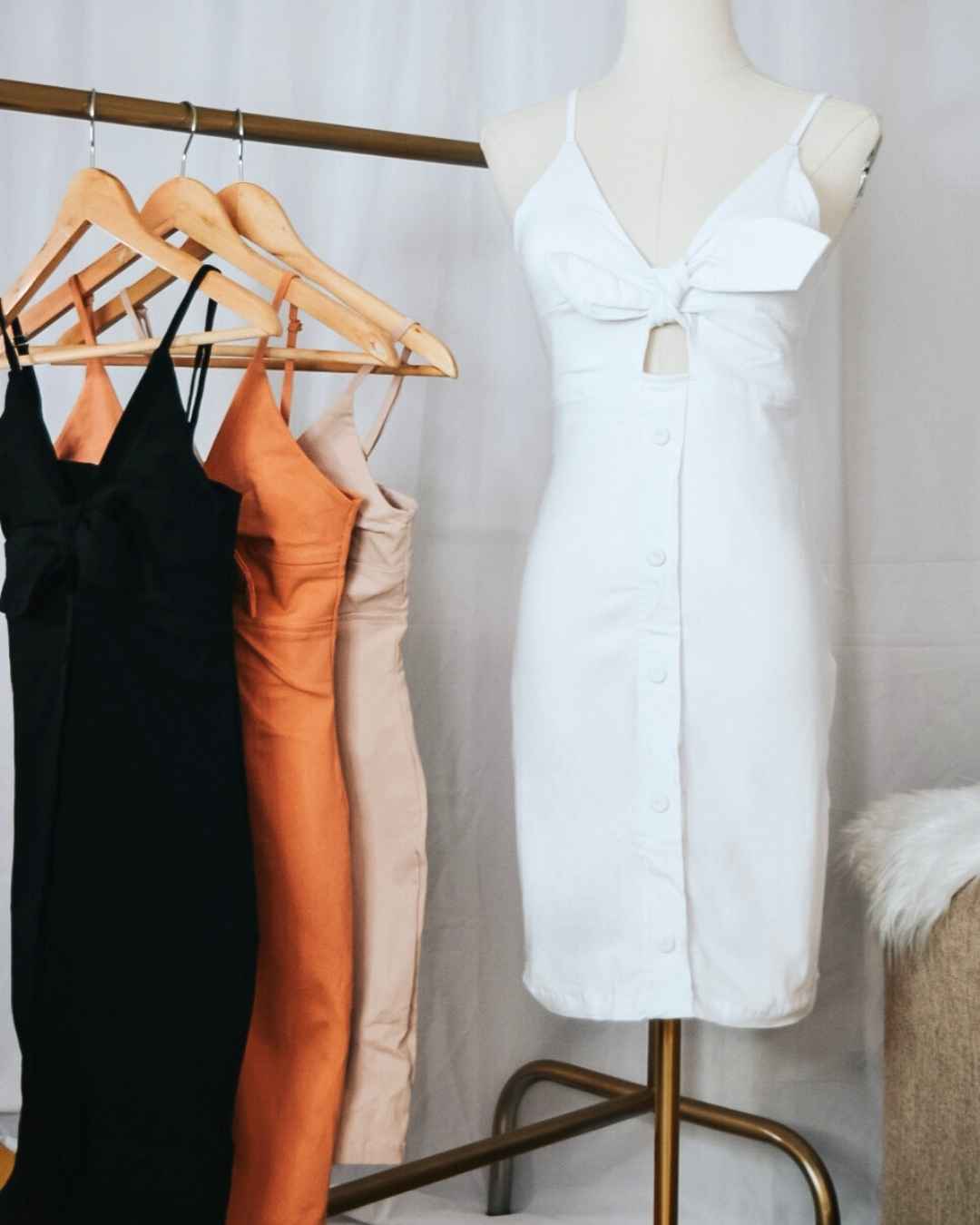 Vestido Nudo Botones